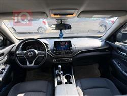 نيسان ألتيما